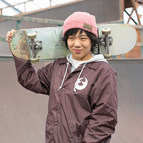 島崎いず美【SKATEBOARD】