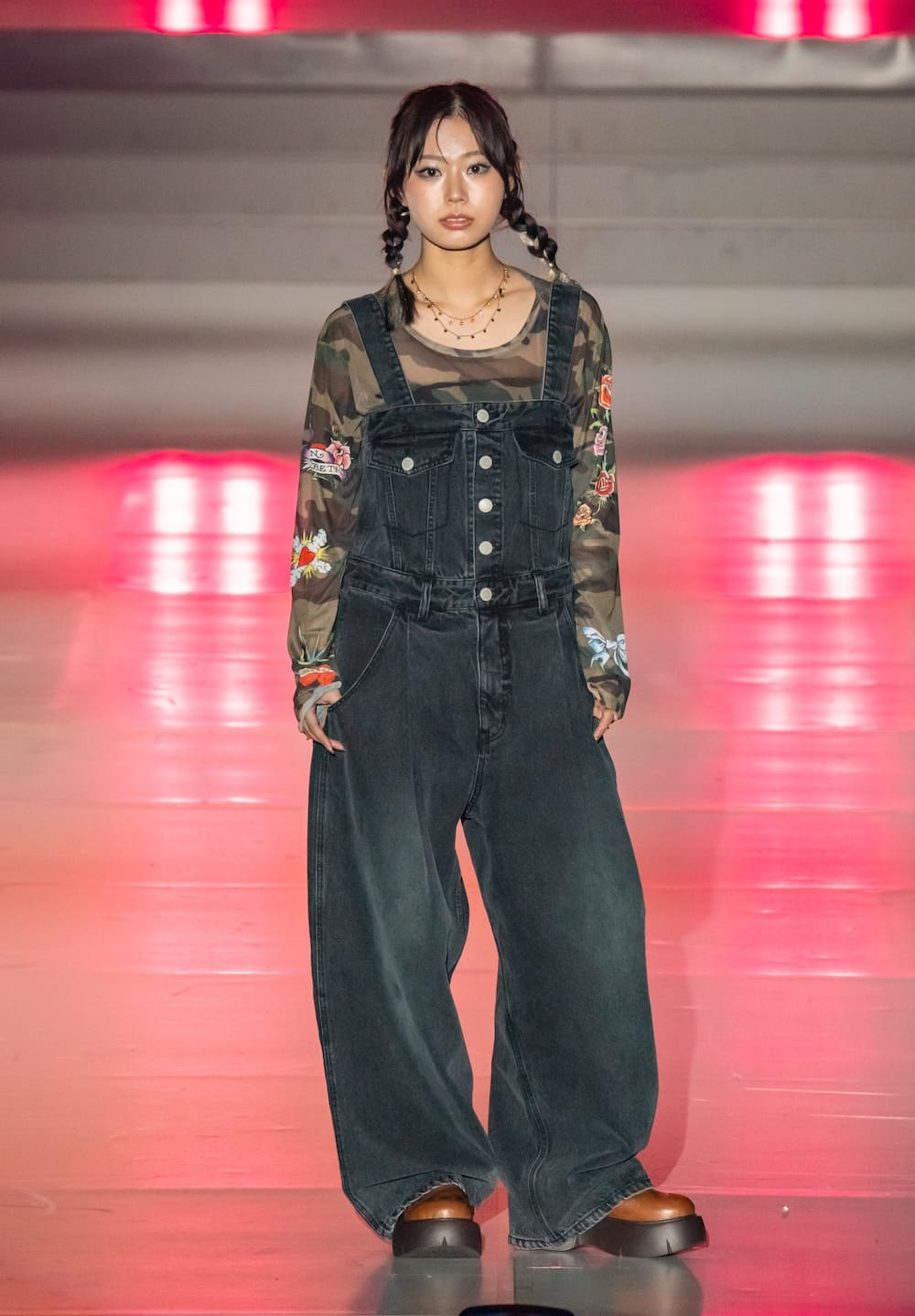 RODEO CROWNS WIDE BOWL