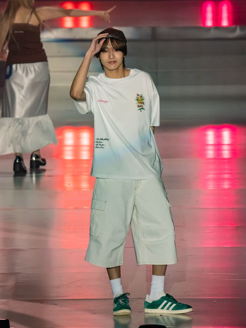 RODEO CROWNS WIDE BOWL