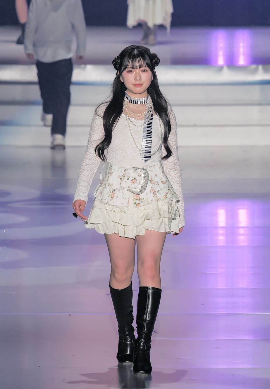 NEXT INFLUENCER STAGE